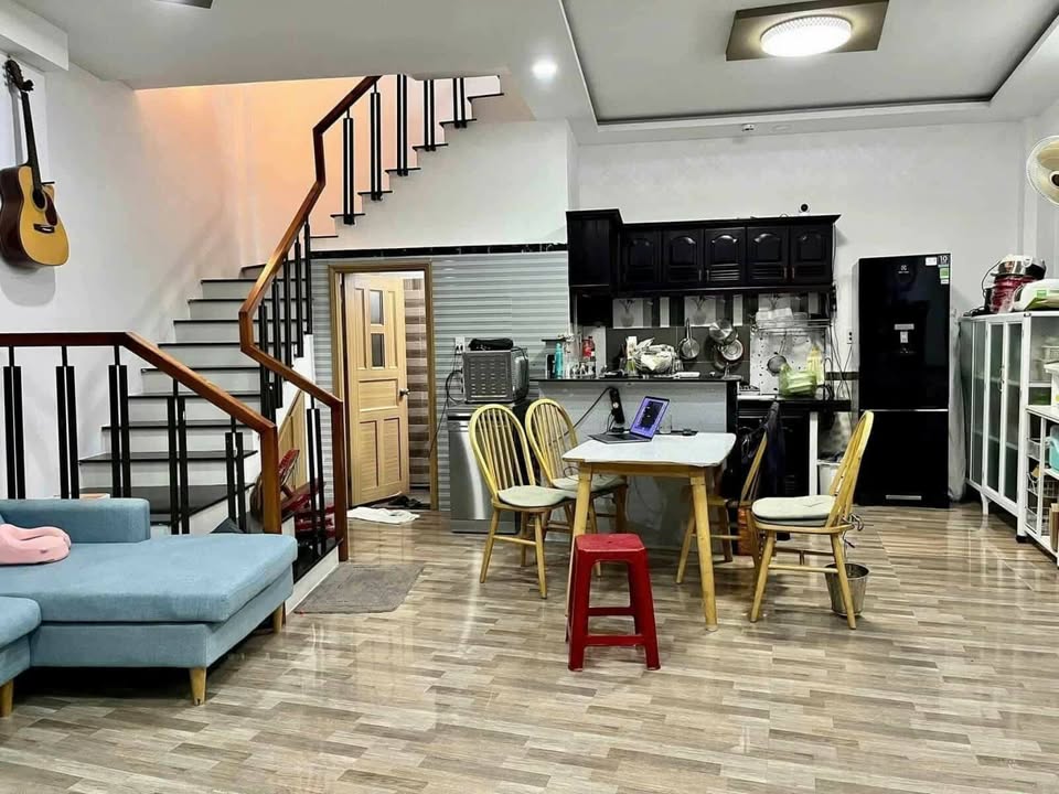 Nhà 3 tầng mặt kiệt Huỳnh Ngọc Huệ 47m² giá 5.29 tỷ - Pháp lý rõ ràng, sẵn sàng giao dịch!