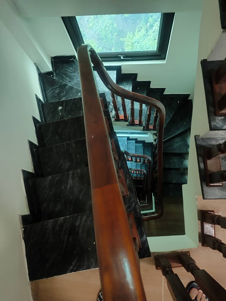 Nhà 7 tầng ngõ 80 Xuân Phương 36m² giá 10 tỷ - Kiến trúc hiện đại, cho thuê dễ dàng!