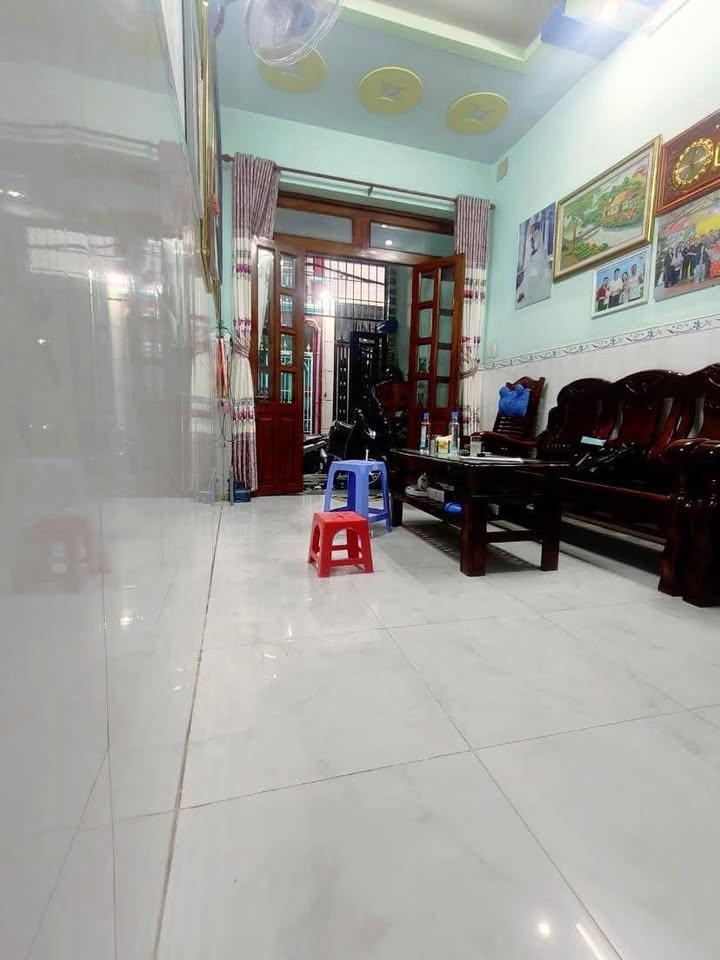 Nhà 3 tầng Phước Long B 44m² giá 4 tỷ - Chính chủ bán gấp!