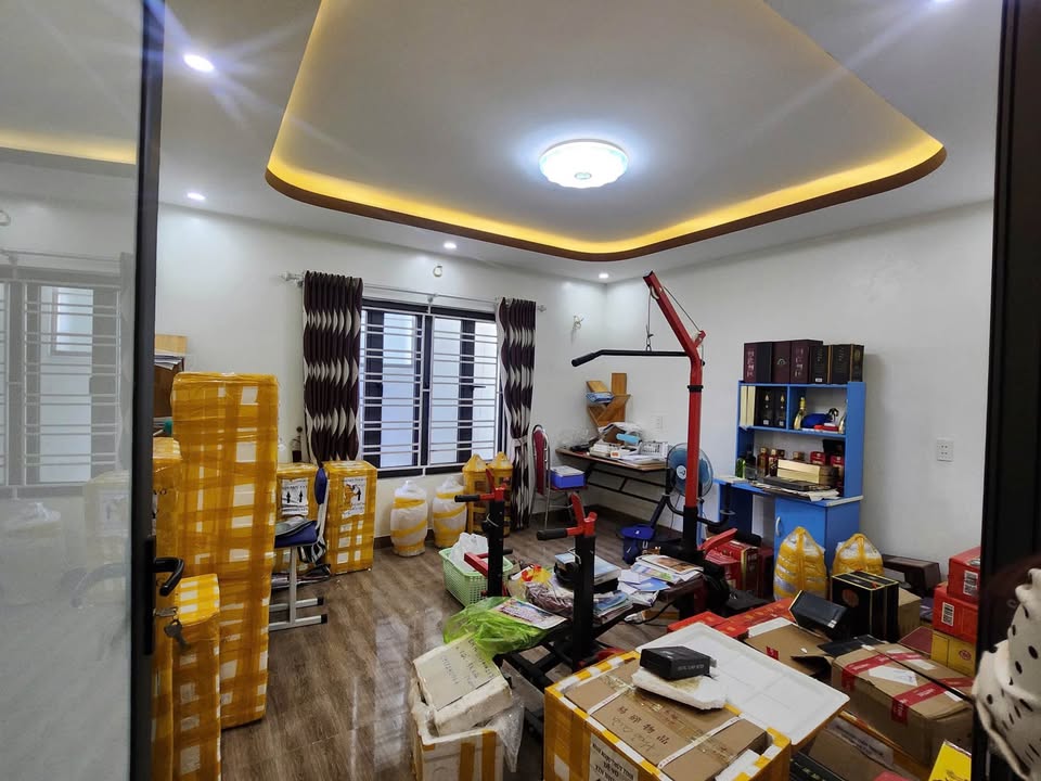 Nhà đẹp độc lập số 24 Lực Hành, Hải Phòng 52m² giá 3.15 tỷ - Đón cái lạnh đầu mùa!