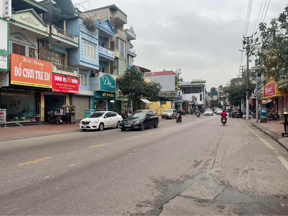 Bán đất mặt đường chính phường Cao Xanh 50.7m² giá 5.8 tỷ - Kinh doanh sầm uất!