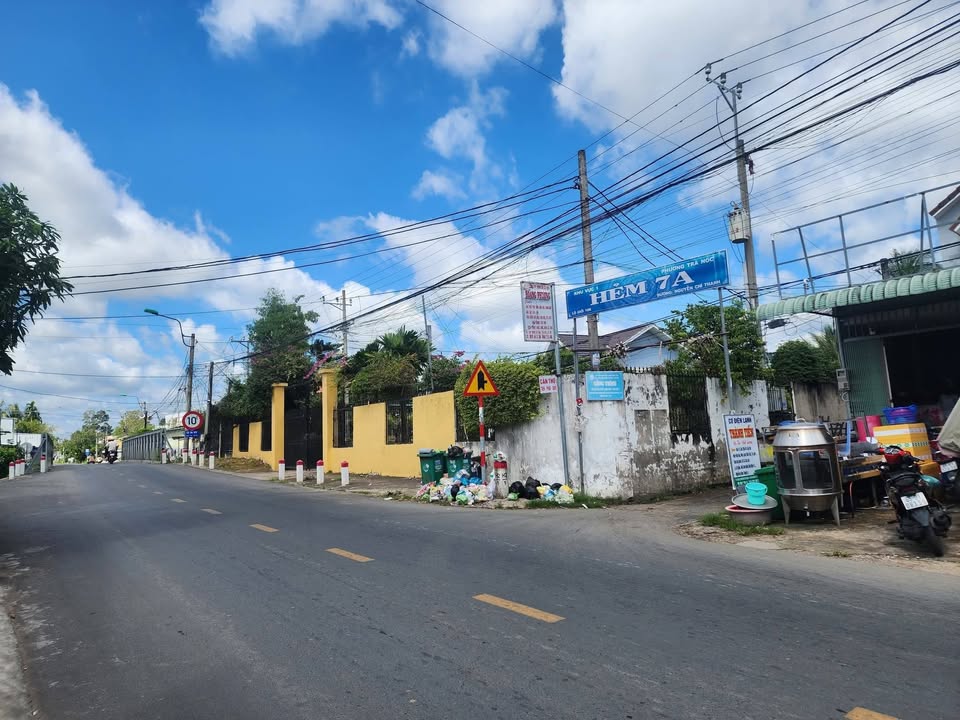 Căn nhà cấp 4 hẻm 7A Đường Nguyễn Chí Thanh, 141m² giá 1.15 tỷ - Pháp lý sổ hồng hoàn công!