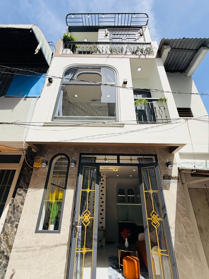 Mini House 2 Lầu Gò Vấp 19m² giá 3.58 tỷ - Full nội thất tặng kèm!