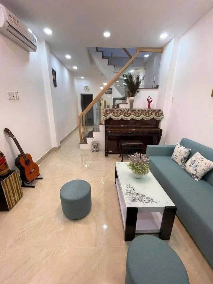 Nhà cho thuê 3PN tại Ngô Tất Tố, Bình Thạnh - Giá chỉ 15 triệu/tháng!