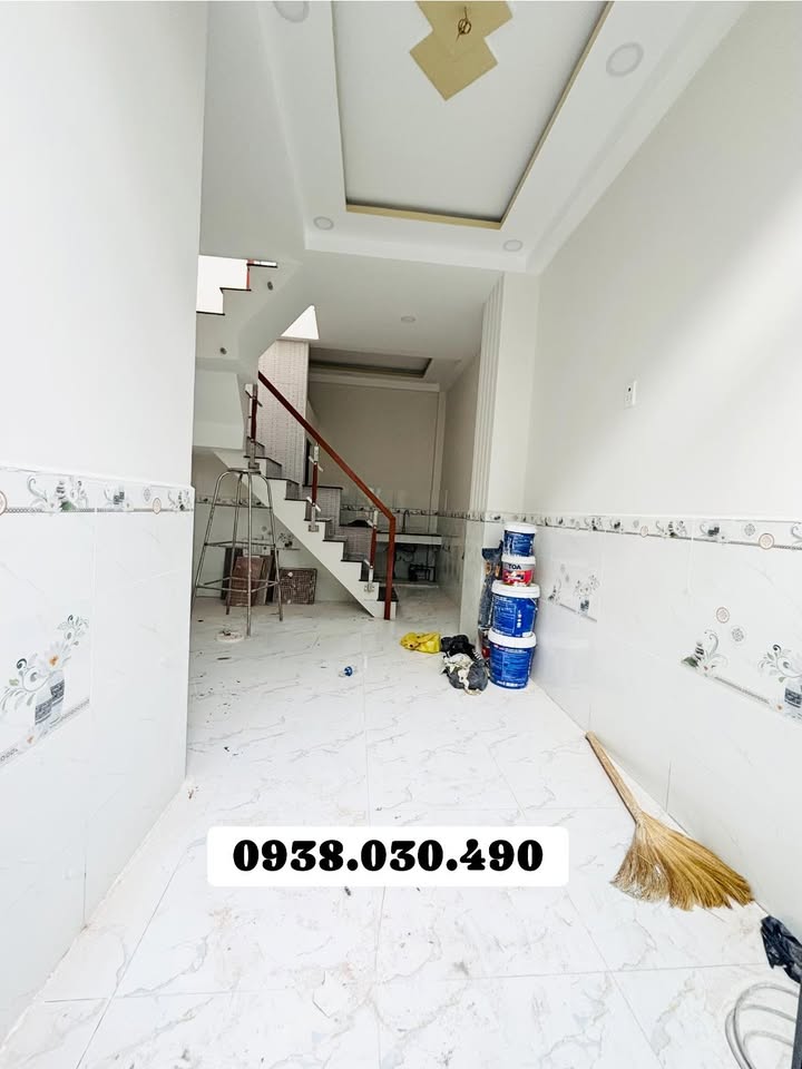 Nhà riêng Mễ Cốc P15 Q8 23m² giá 3.3 tỷ - Sổ hồng đầy đủ, gần chợ