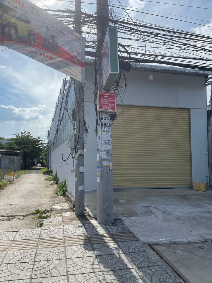 Cho thuê mặt bằng kinh doanh đường Hoàng Quốc Việt, An Bình, 185m² - Giá chỉ 13 triệu/tháng!