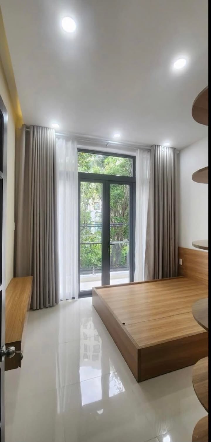 Nhà hẻm xe tải Phan Huy Ích, Tân Bình 36m² giá 5.4 tỷ - Phù hợp cho gia đình đông người!