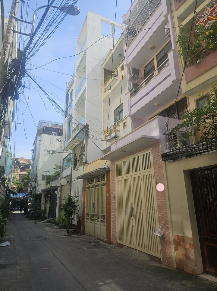 Nhà 3 tầng Đất Thánh, Tân Bình 65m² giá 9 tỷ - Không lỗi phong thủy, sẵn sàng vào ở!