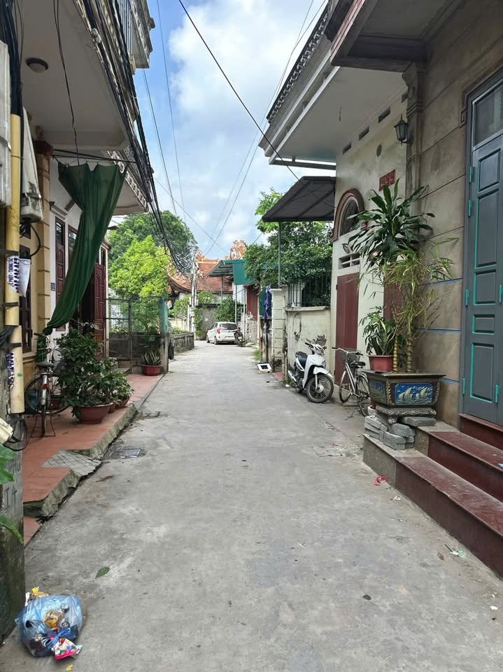 Nhà 5 Tầng 50m² tại Thanh Trì - Ô Tô Đỗ Cửa, Giá 7.6 Tỷ