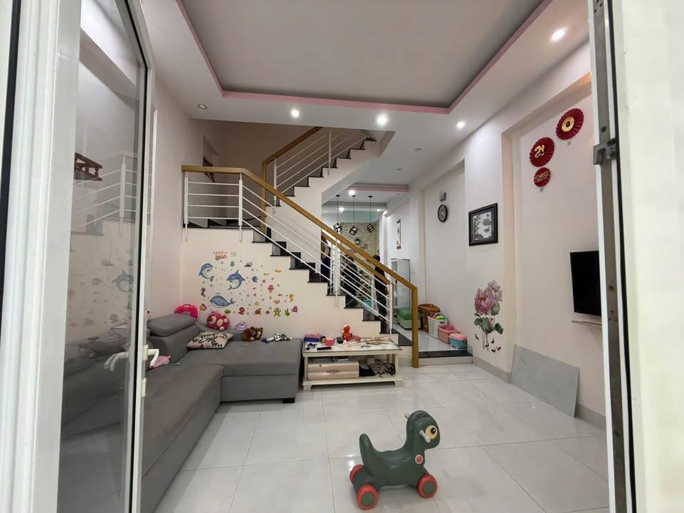 Nhà cho thuê hẻm 180 Nguyễn An Ninh Vũng Tàu 3 phòng ngủ - An ninh tốt, giá chỉ 7,5 triệu!