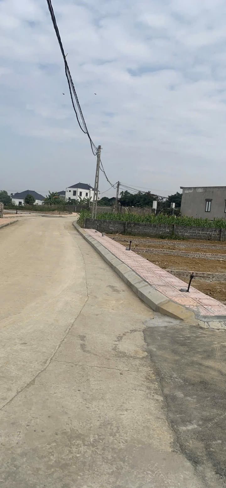 Đất nền Nhuận Trạch, Lương Sơn 90m² - Cơ hội đầu tư hấp dẫn!