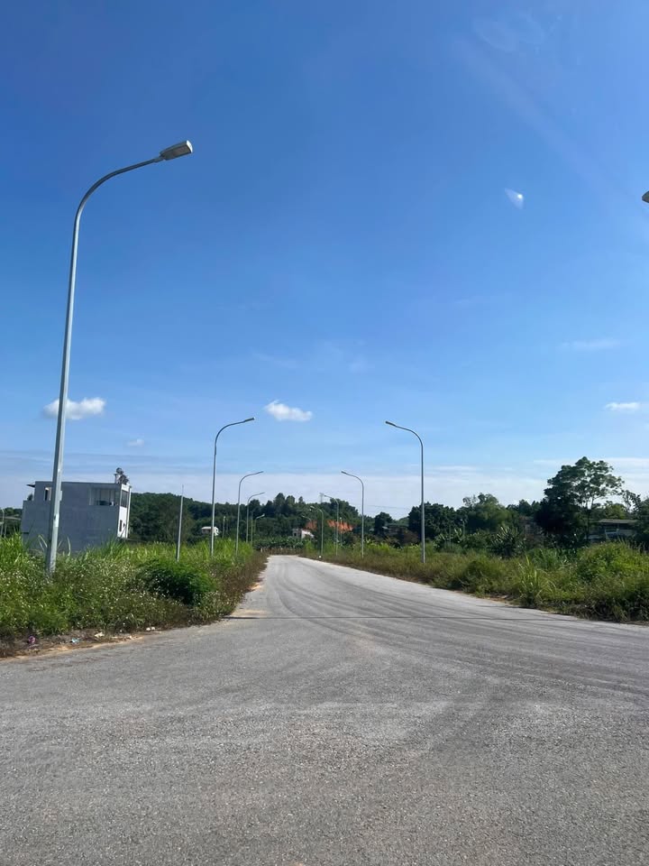 Đất nền Lưỡng Vượng Tuyên Quang 90m² giá 1.7 tỷ - Vị trí đẹp, đầu tư sinh lời!