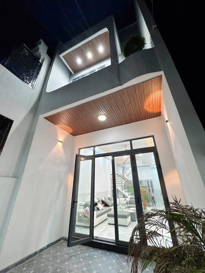 Nhà 1 Lầu 1 Trệt Đường Nguyễn Ái Quốc, Biên Hòa 71.4m² - Sổ Đỏ Chính Chủ, Chỉ 3.39 Tỷ!