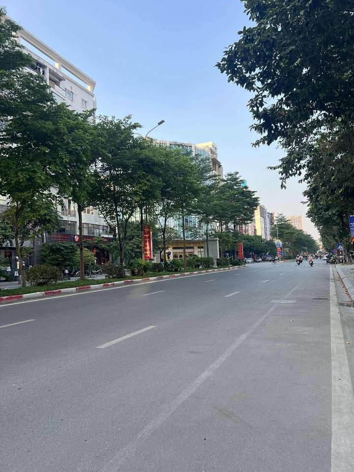 Nhà đẹp Đường Láng, Ngã Tư Sở 87m² giá 10 tỷ - Hàng hiếm khó gặp!