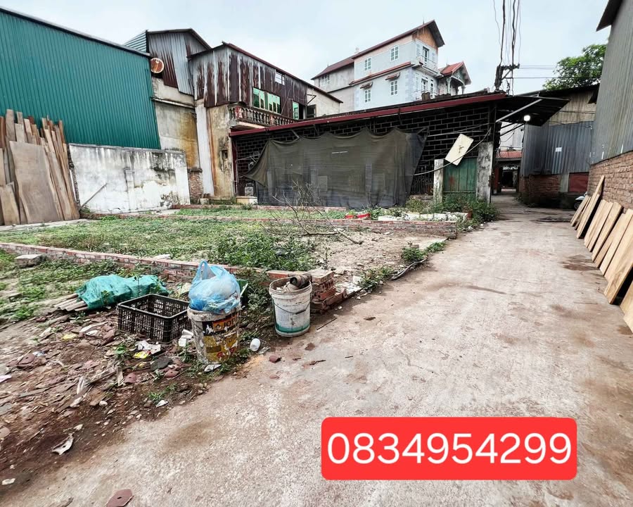 Nhà bán Phù Khê 51m² giá 1.3 tỷ - Sổ đỏ chính chủ, ô tô vào tận nơi!