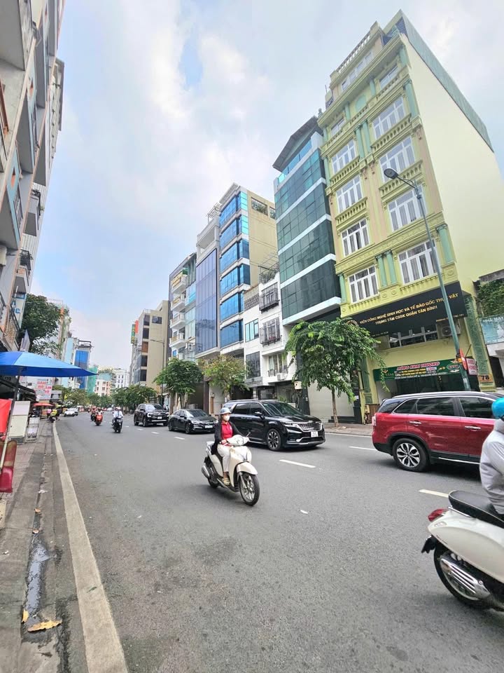 Nhà mặt tiền Bạch Đằng, Tân Bình 84.1m² giá 33 tỷ - Nhà góc 2 mặt tiền, đầu tư sinh lời!