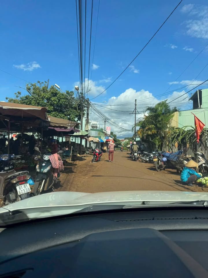 Đất thổ cư hẻm chợ Làng Nhao Trường Chinh 130m² giá 500 triệu - Sổ đỏ chính chủ, thương lượng ngay!