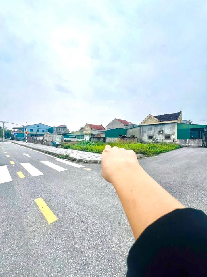 Đất Hưng Đông Vinh 156m² giá 5.6 tỷ - Góc 2 mặt tiền tiềm năng!