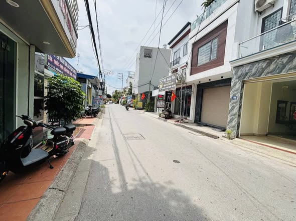 Nhà mặt đường Đằng Hải 60m² giá 4.2 tỷ - Dòng tiền cho thuê ổn định!