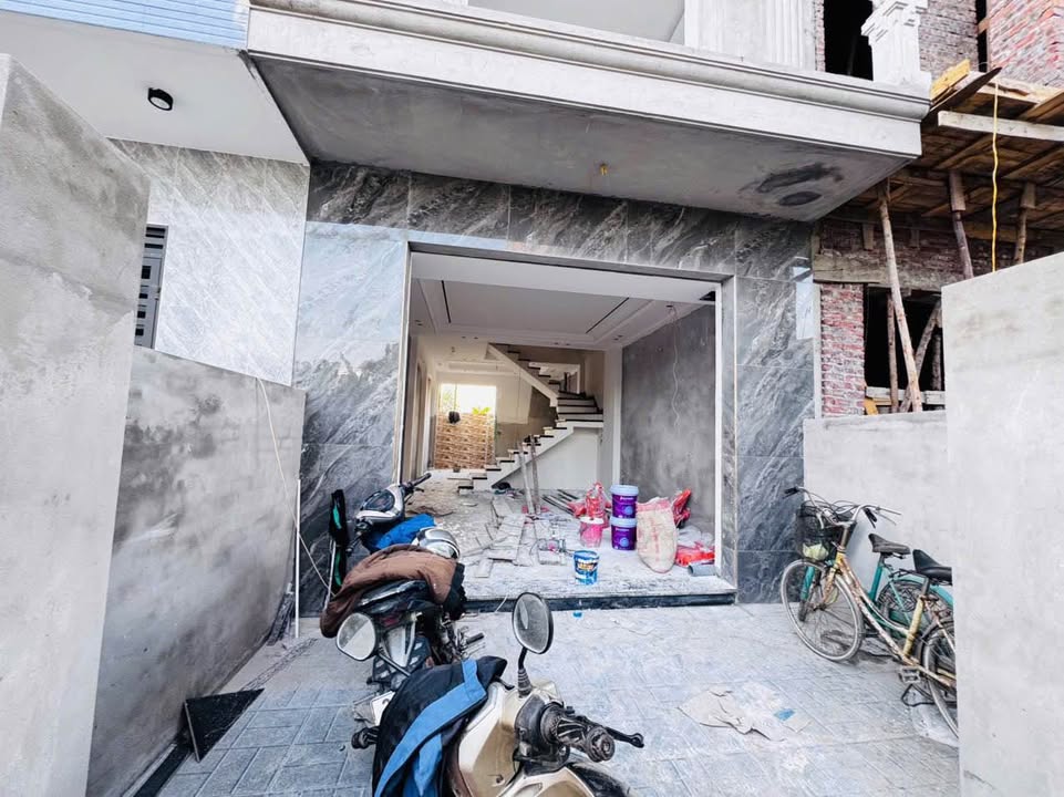 Nhà độc lập 3 tầng Hồng Thái An Dương 63m² giá 2.3 tỷ - Chính chủ bán gấp!