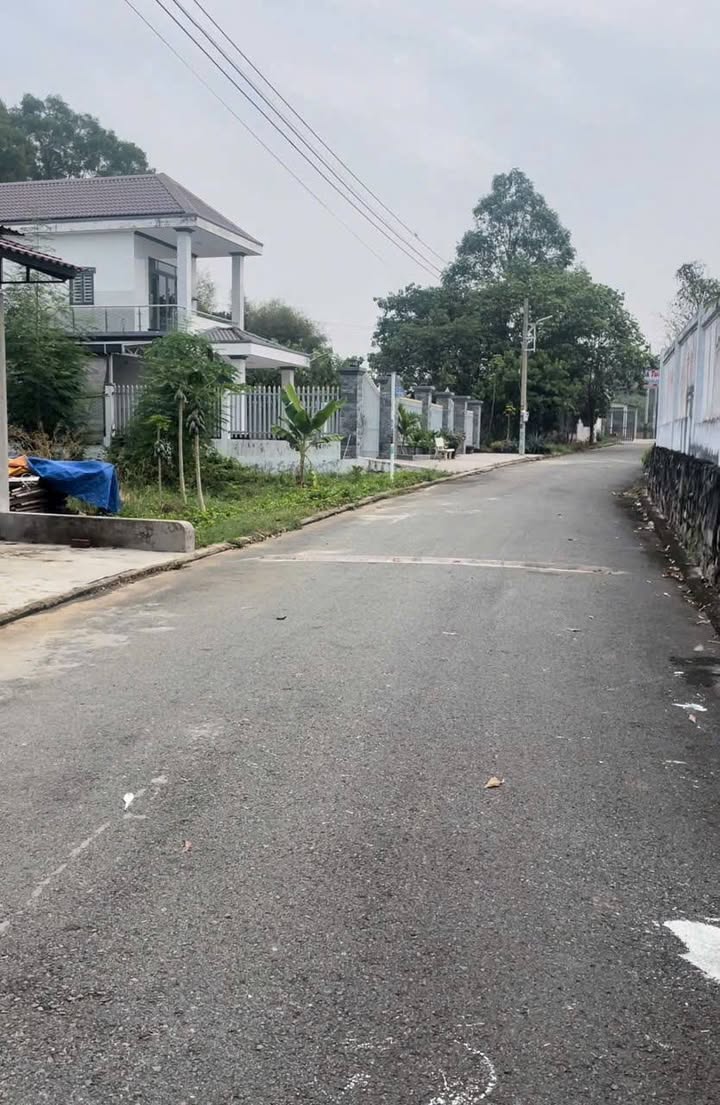 Đất thổ cư 130m² tại Đại học quốc tế Việt Đức - Giá chỉ 1.4 tỷ, tặng kho mới xây!