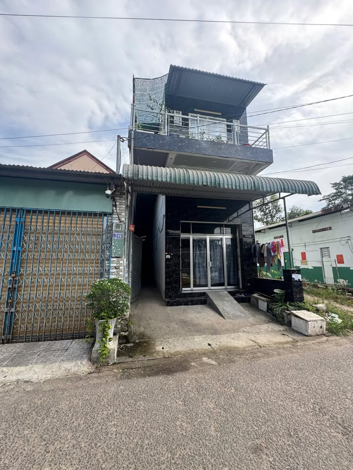 Nhà mặt tiền kinh doanh đường Hùng Vương Trảng Bom 122m² giá 1.5 tỷ - Dòng tiền ổn định 4.5 triệu/tháng!