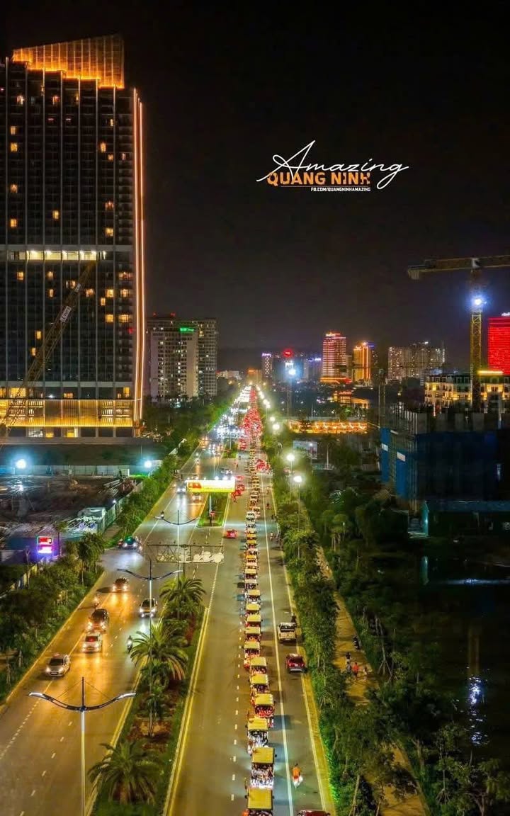 Căn hộ ICON 40 Hạ Long 72m² giá 3.8 tỷ - Bàn giao full nội thất, sẵn sàng vào ở!