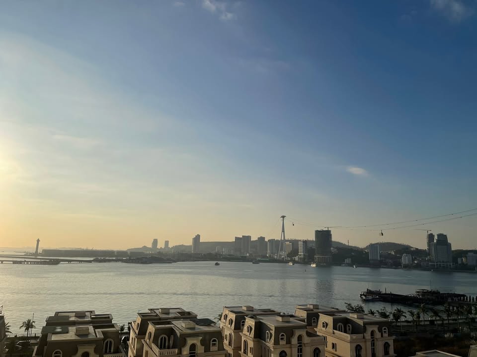 Căn hộ cho thuê The Sapphire Residence Hạ Long 4.5 triệu - Full nội thất vào ở ngay!