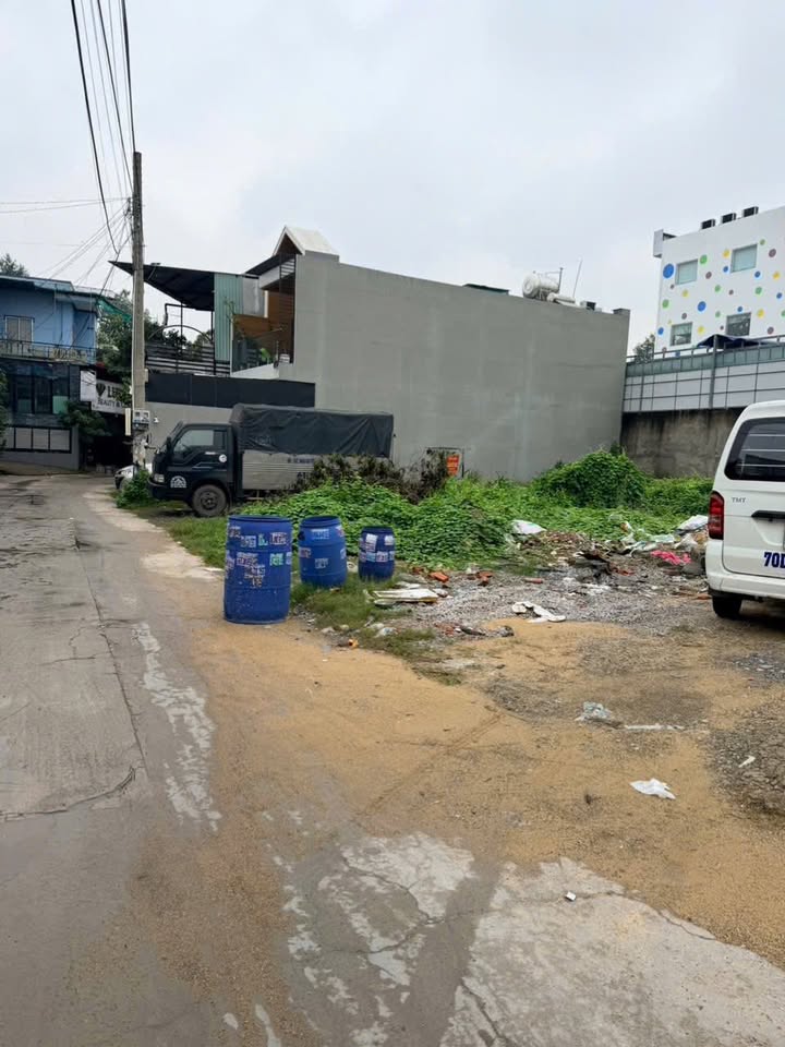 Đất thổ cư mặt tiền Nguyễn Công Hoan Dĩ An 100m² giá 5 tỷ - Cơ hội đầu tư tuyệt vời!