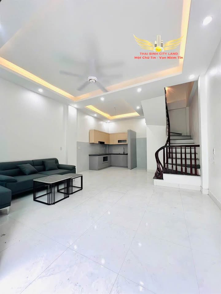 Nhà 3 tầng tại Kỳ Bá, Thái Bình 40m² giá 2 tỷ - Chính chủ bán gấp!