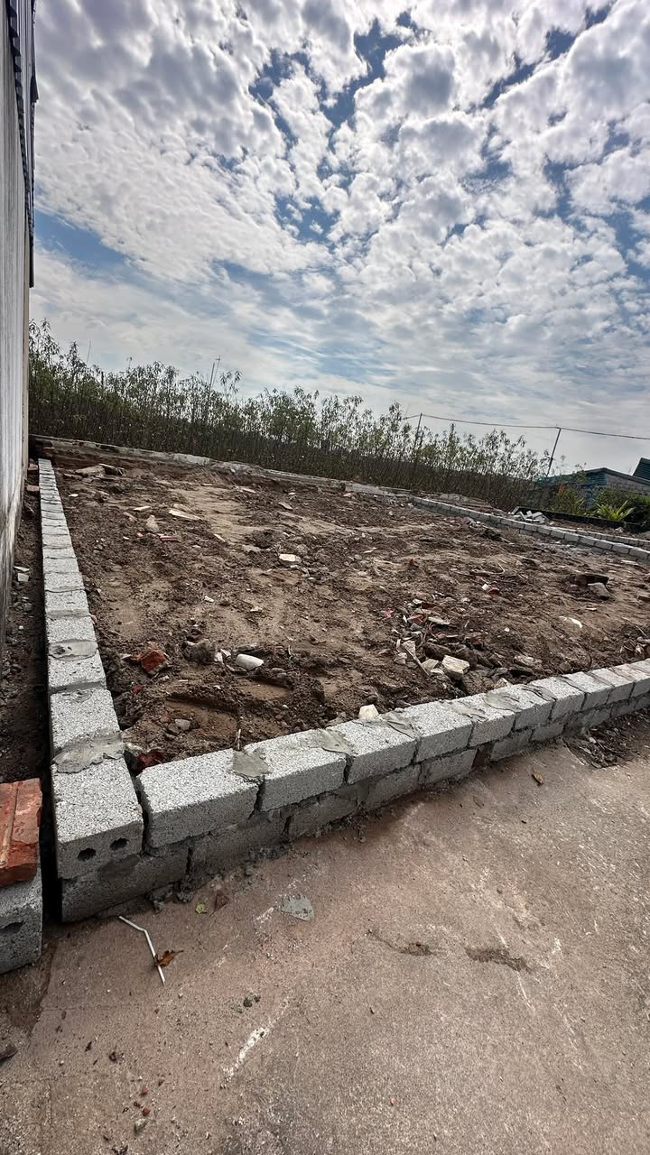 Đất nền Hồng Vân Thường Tín 48m² giá 3.1 tỷ - Sổ đỏ chính chủ, xe ô tô đỗ cửa!