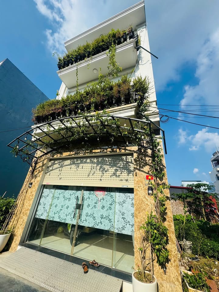 Nhà đẹp 3 tầng tại Quỳnh Hoàng - Nam Sơn 50.5m² giá 2.6 tỷ - Full tiện ích sống ngay!