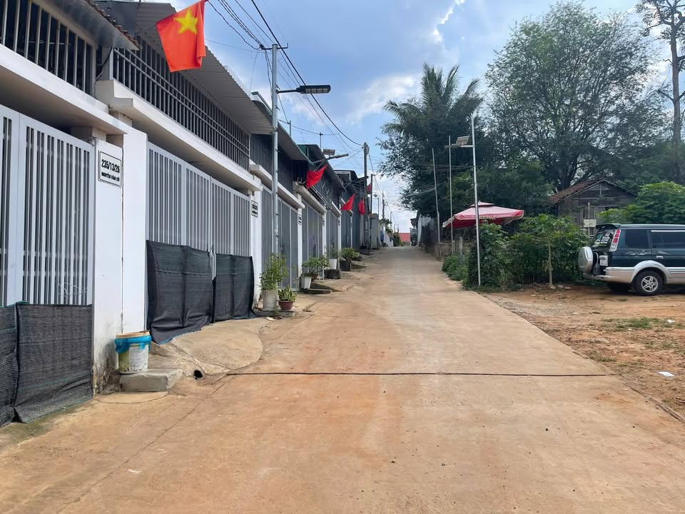 Đất hẻm 235 Nguyễn Văn Cừ, Buôn Ma Thuột 158.8m² giá 2.4 tỷ - Sổ đỏ chính chủ!