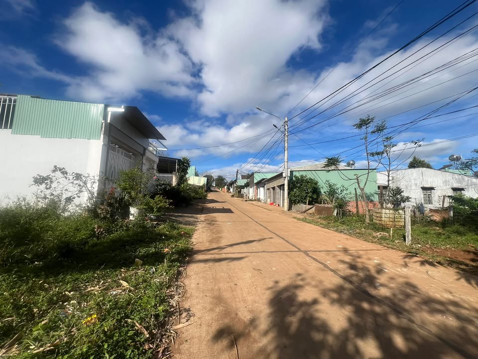 Đất nền 285m² đường Bùi Dự, Pleiku - Vị trí đẹp tiện lợi, giá thỏa thuận!