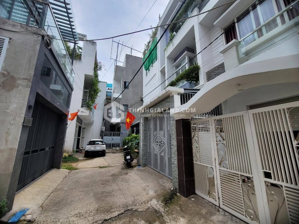 Nhà 1 Trệt 2 Lầu Phan Chu Trinh 62.2m² giá 6.5 tỷ - Gần biển tiện nghi