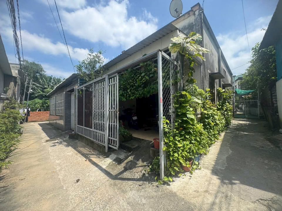 Nhà phố Đại Phước Nhơn Trạch 65m² giá 1.35 tỷ - Nhà sạch đẹp, dân cư đông đúc!