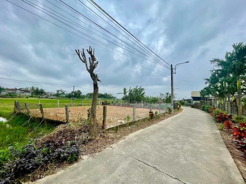 Đất nền Trương Quang Trọng Quảng Ngãi 221m² giá chỉ 800 triệu - Hướng Nam tài lộc