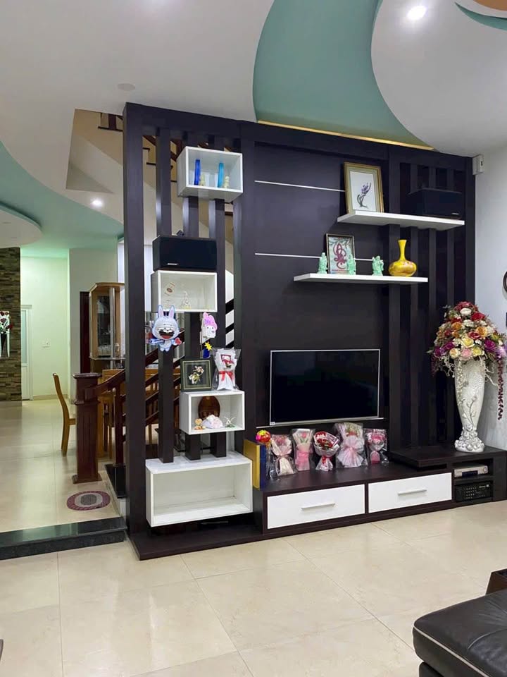 Nhà mặt tiền Lê Vụ, Buôn Ma Thuột 138m² giá 10,5 tỷ - Sổ đỏ chính chủ!