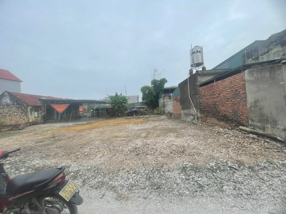 Đất nền chính chủ Thôn 1 Hoàng Tân 240m² - Gần chợ, trường học, giá tốt