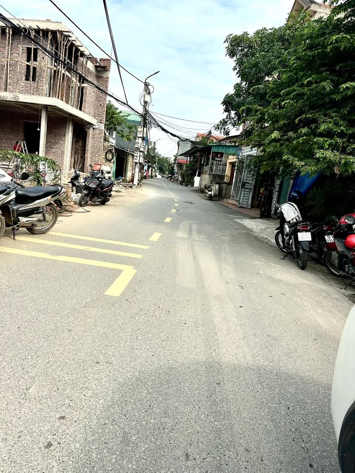 Đất nền Minh Phương 105m² giá 3 tỷ - Bán gấp, vị trí đẹp!