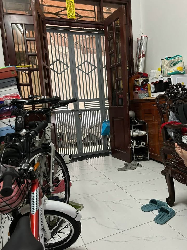 Nhà 6 tầng tại Thành Công, Ba Đình 24m² giá 6.2 tỷ - Tiện ích đầy đủ, không quy hoạch!