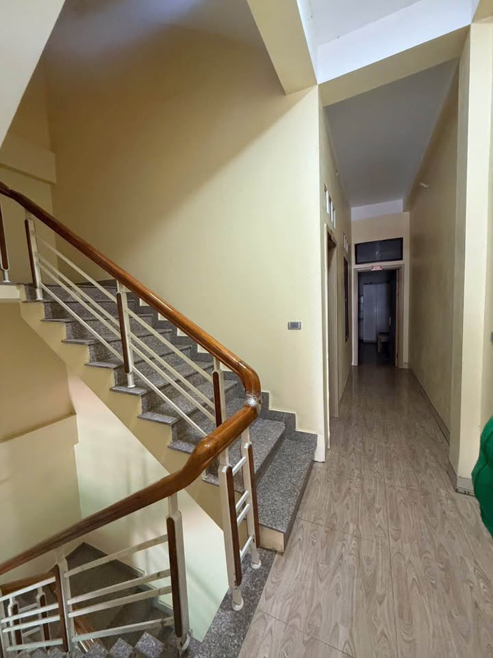 Nhà nghỉ 4 tầng Trần Hưng Đạo 95m² giá 5 tỷ - Kinh doanh tốt, thương lượng chính chủ!