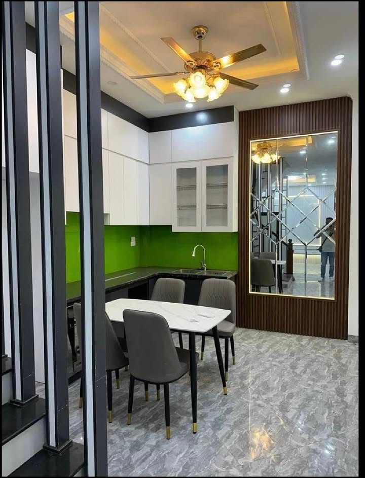 Nhà phố Đại Từ, quận Hoàng Mai 41m² giá 9.5 tỷ - Ô tô nhỏ vào được, đầy đủ nội thất!