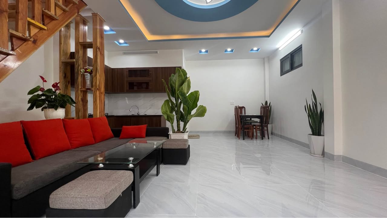 Nhà 3 tầng mới xây hẻm xe máy Mai Hắc Đế Đà Lạt 55m² giá 3.4 tỷ - Sẵn sàng vào ở!