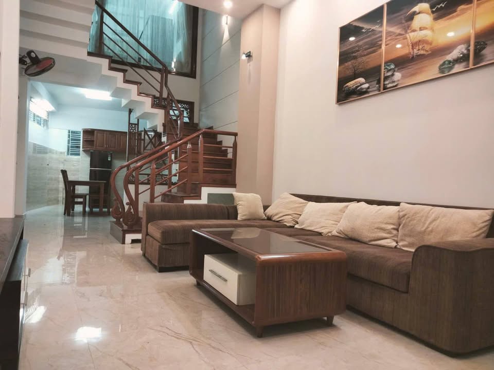 Nhà 3 tầng kiệt Phan Thanh 76m² giá 4.5 tỷ - Thiết kế hiện đại, sẵn sàng ở ngay!