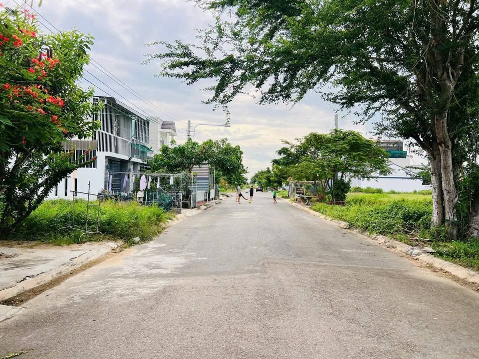 Đất nền TĐC Hàm Liêm 95m² giá 1.37 tỷ - Đầu tư sinh lời ngay!