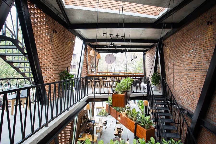 Mặt bằng kinh doanh Đống Đa 140m² giá 80 triệu - Vị trí đẹp sầm uất!