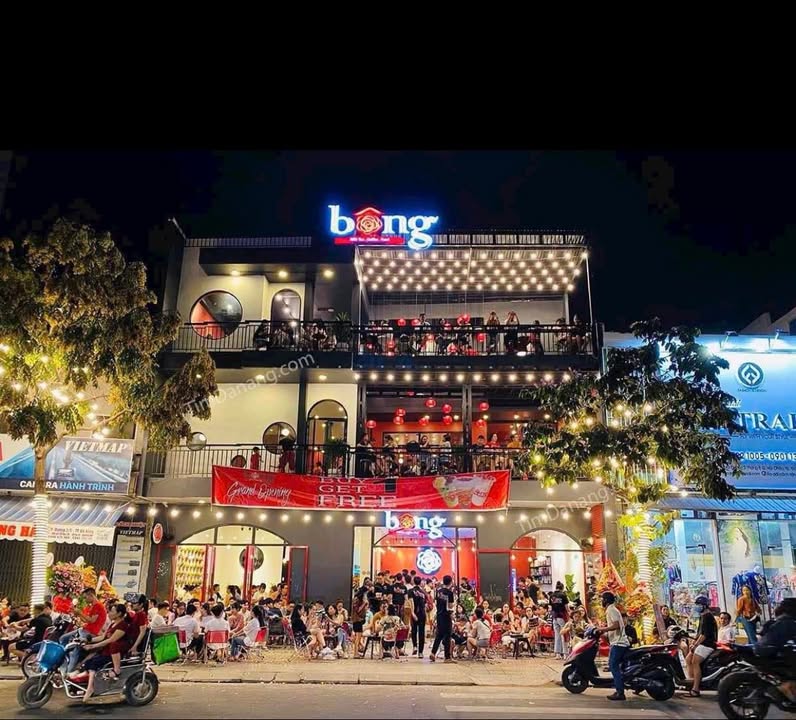 Cho thuê FrontHouse mặt phố Huỳnh Thúc Kháng Đống Đa 300m² - Vị trí vàng cho thương hiệu thành công!