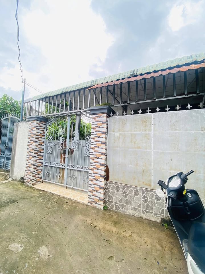 Nhà cho thuê hẻm Đoàn Thị Nghiệp, Mỹ Tho 188m² giá 4.5 triệu - Nội thất đầy đủ, thương lượng tốt!