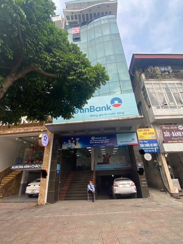 Cho thuê mặt bằng 120m² đường Ngô Gia Tự giá 10 triệu - Mặt tiền 7m thuận lợi kinh doanh!